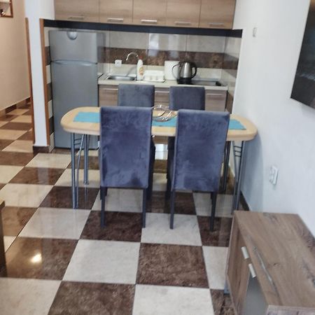 State Apartmants 2 科托尔 外观 照片