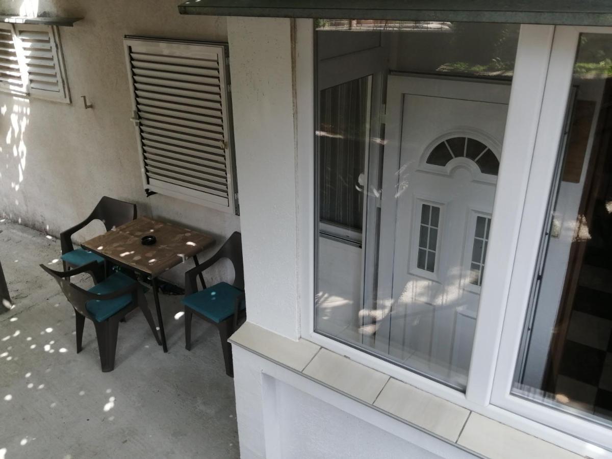 State Apartmants 2 科托尔 外观 照片