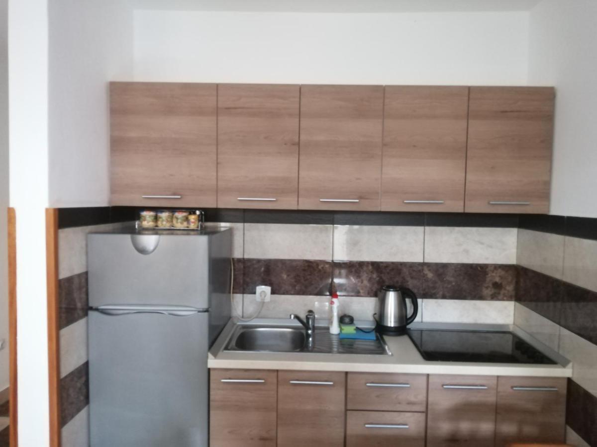 State Apartmants 2 科托尔 外观 照片